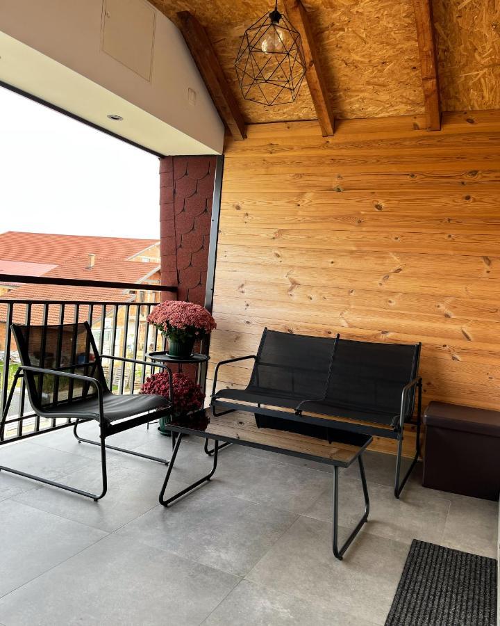 Airport Gate 25 Apartment Ledine Ngoại thất bức ảnh